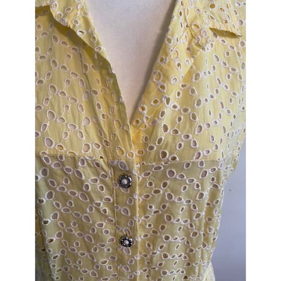 Betsey Johnson NWT Summer Button Front Yellow Eyelet Dress Cap Sleeve Size 14‎ - Picture 2 of 7